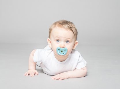 HEVEA Orthodontic Pacifiers in 6 Colours